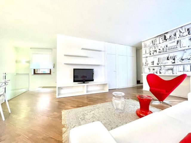 Domus Verona - Ampia Moderna Casa Su 2 Piani Nel Cuore Di Verona Exterior photo