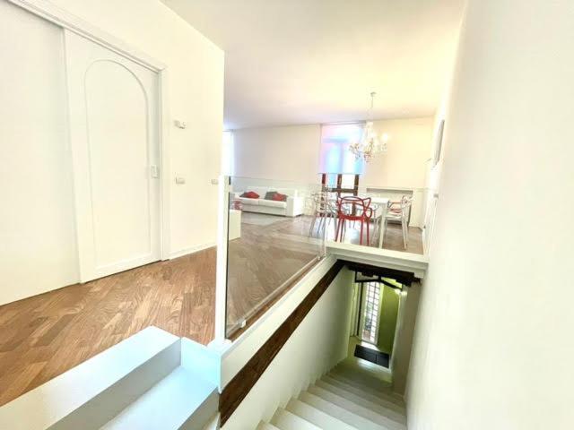 Domus Verona - Ampia Moderna Casa Su 2 Piani Nel Cuore Di Verona Exterior photo
